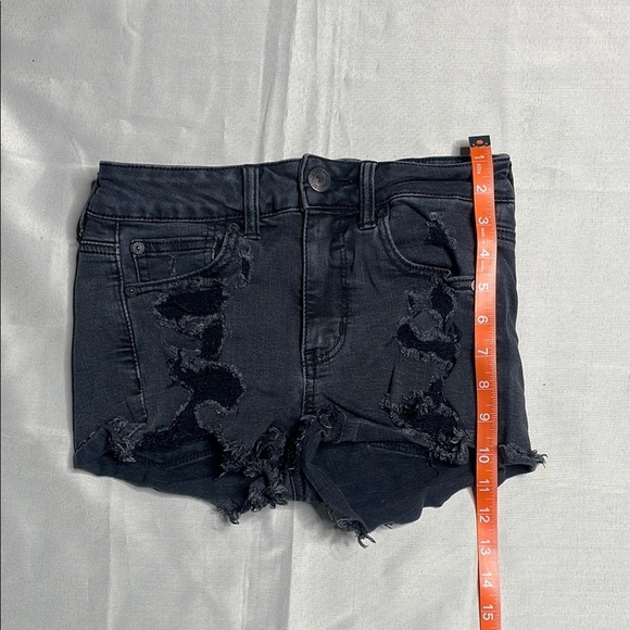 AMERICAN EAGLE OUTFITTERS Distressed Black Denim Shorts - Picture 4 of 9